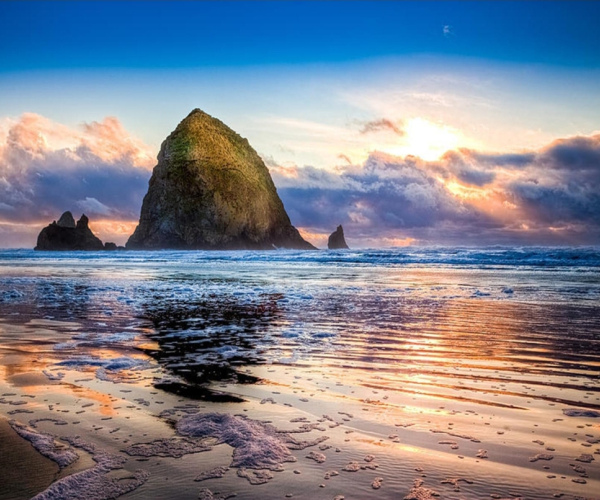 Saulėlydis nuostabiame paplūdimyje 